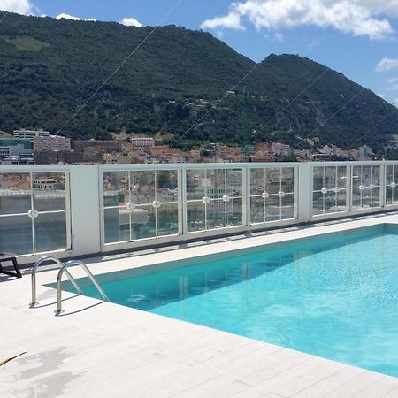 New With Ac Central Suites With Pool Access And Squash Courts! Sleeps Family Or 4 Guests Gibraltar Exterior foto
